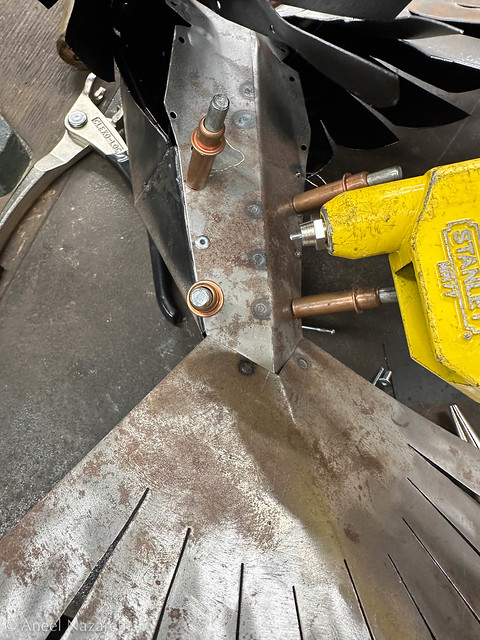 Rivet gun